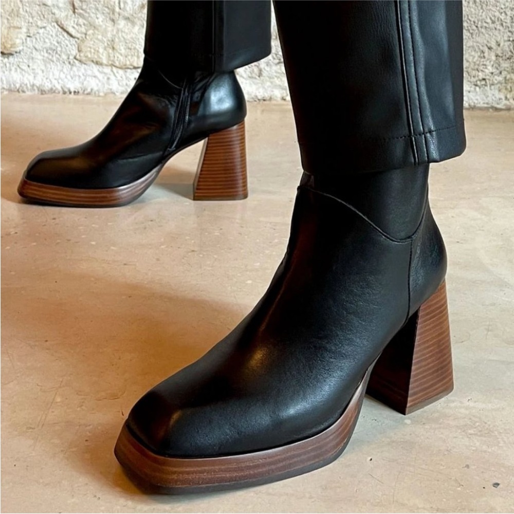 Feners Le Retro Noir Mid-Calf Boots